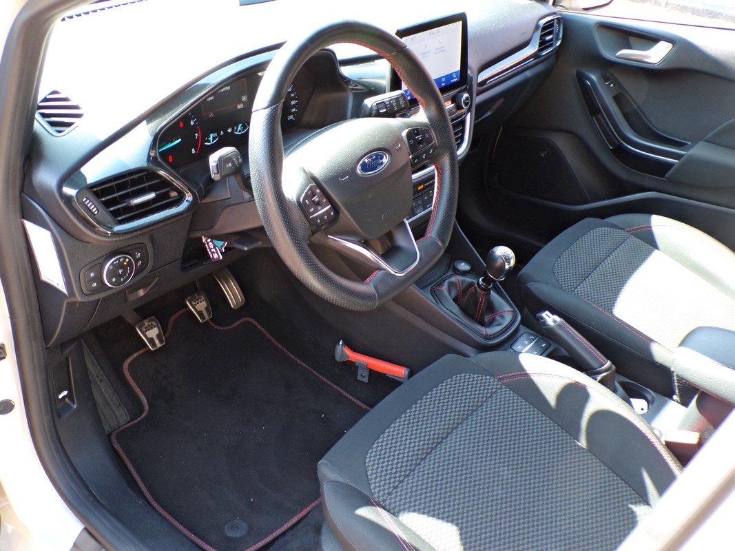 Ford Fiesta / 3