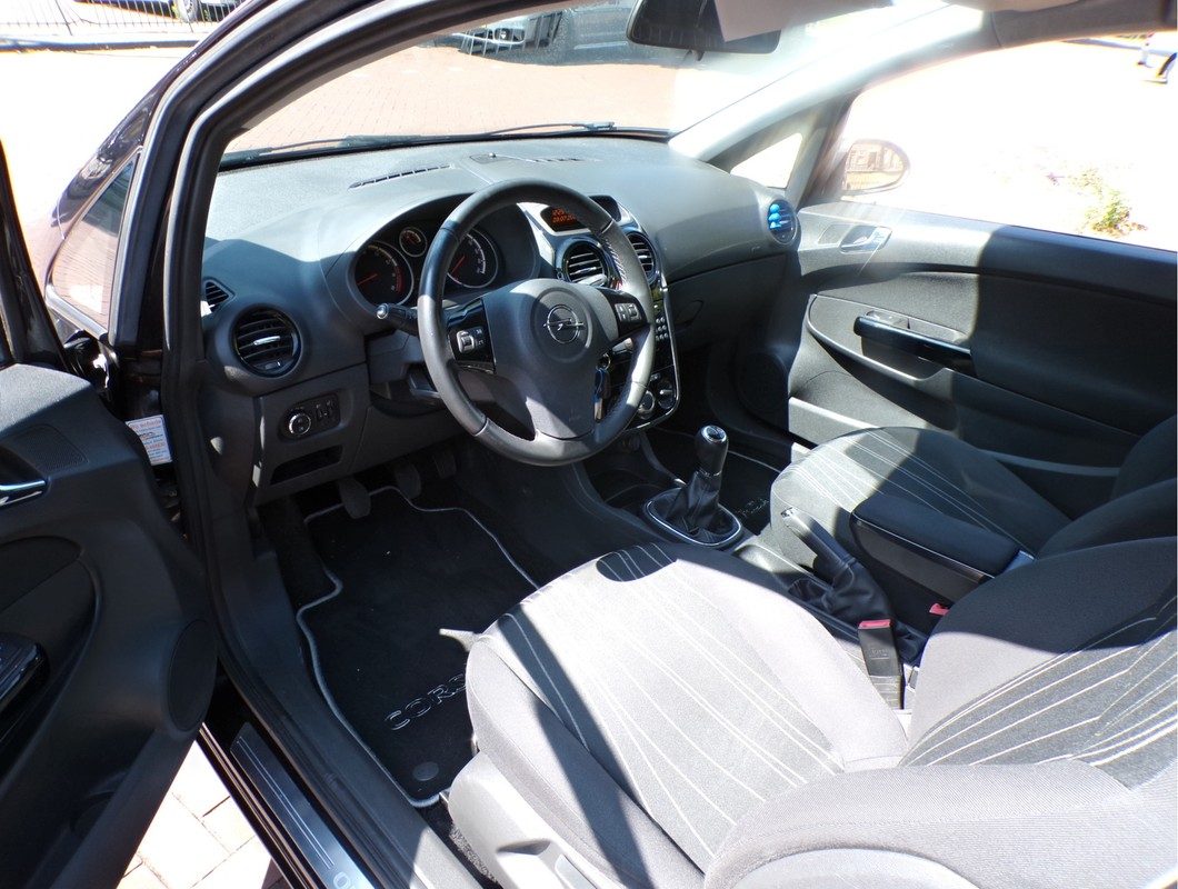 Opel Corsa / 3