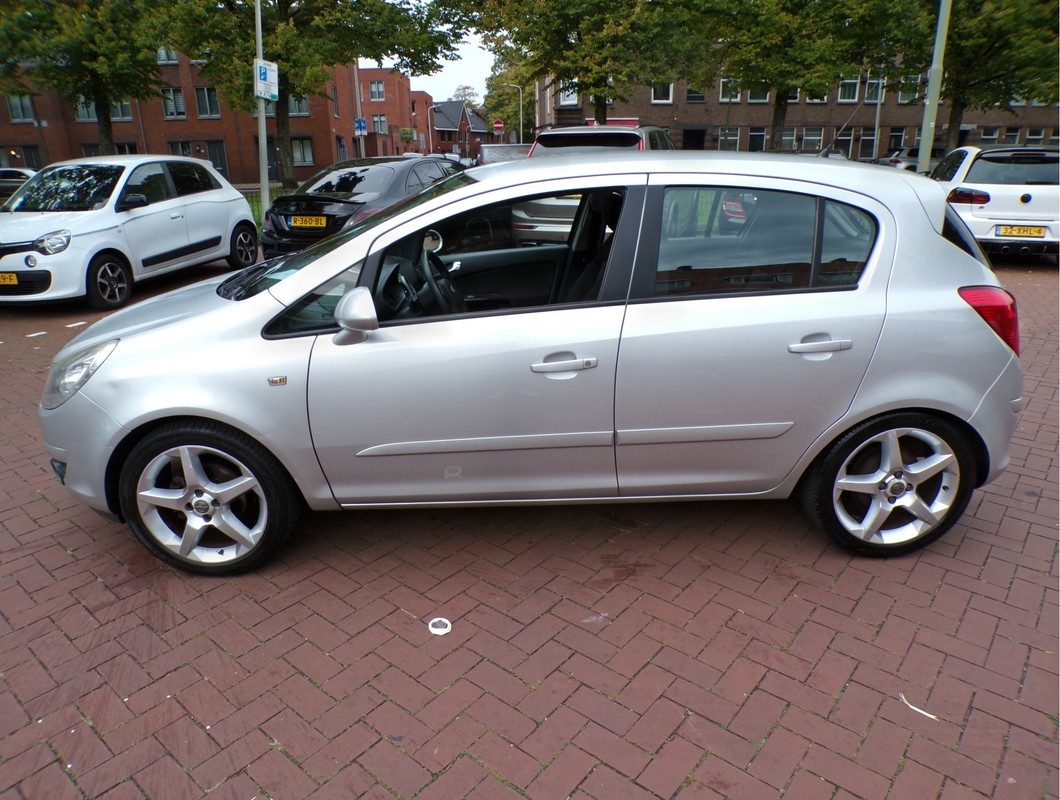 Opel Corsa / 2
