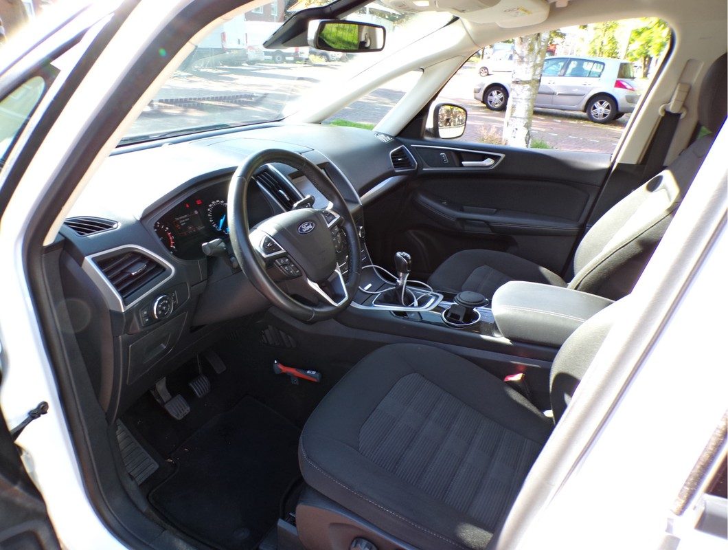 Ford Galaxy / 3