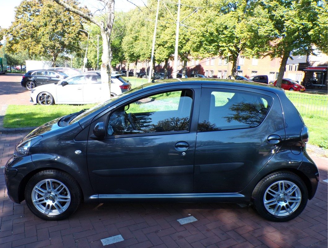 Toyota Aygo / 2