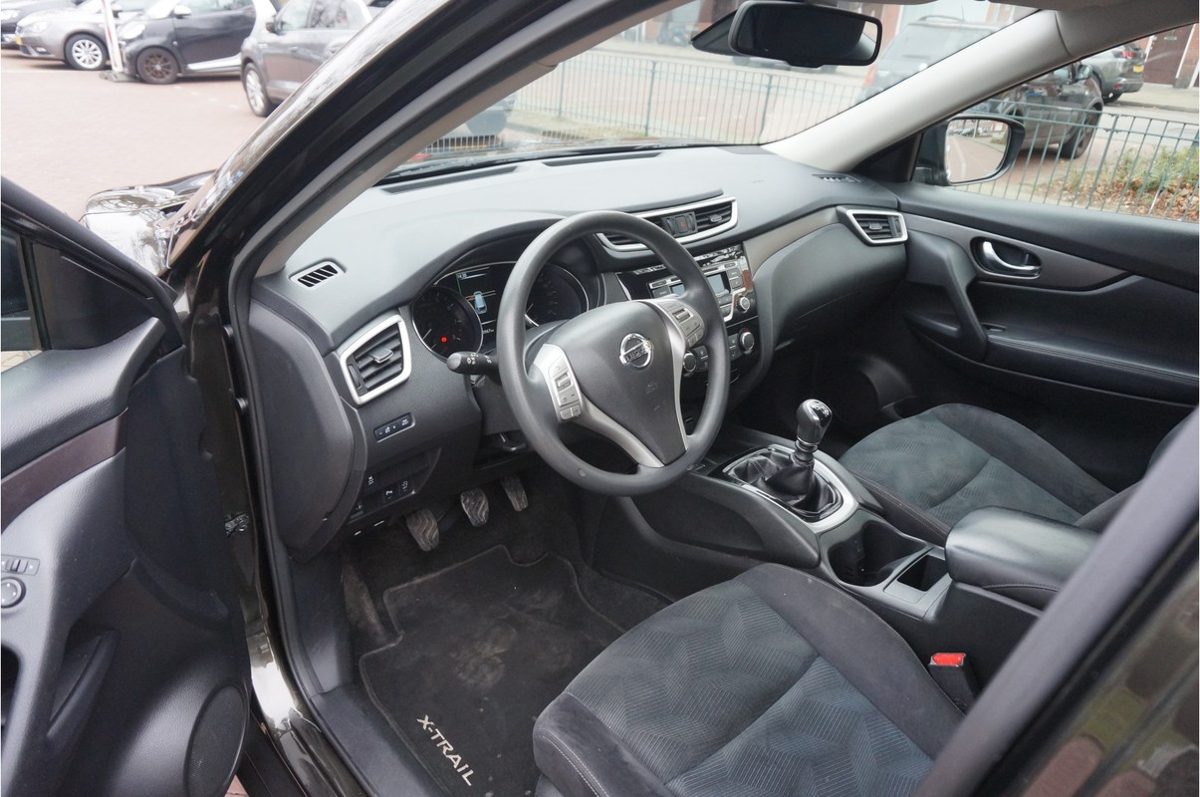 Nissan X-Trail / 3