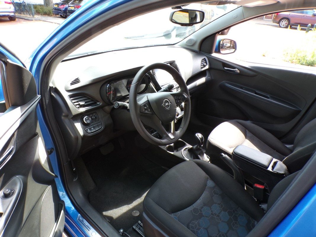 Opel KARL / 4