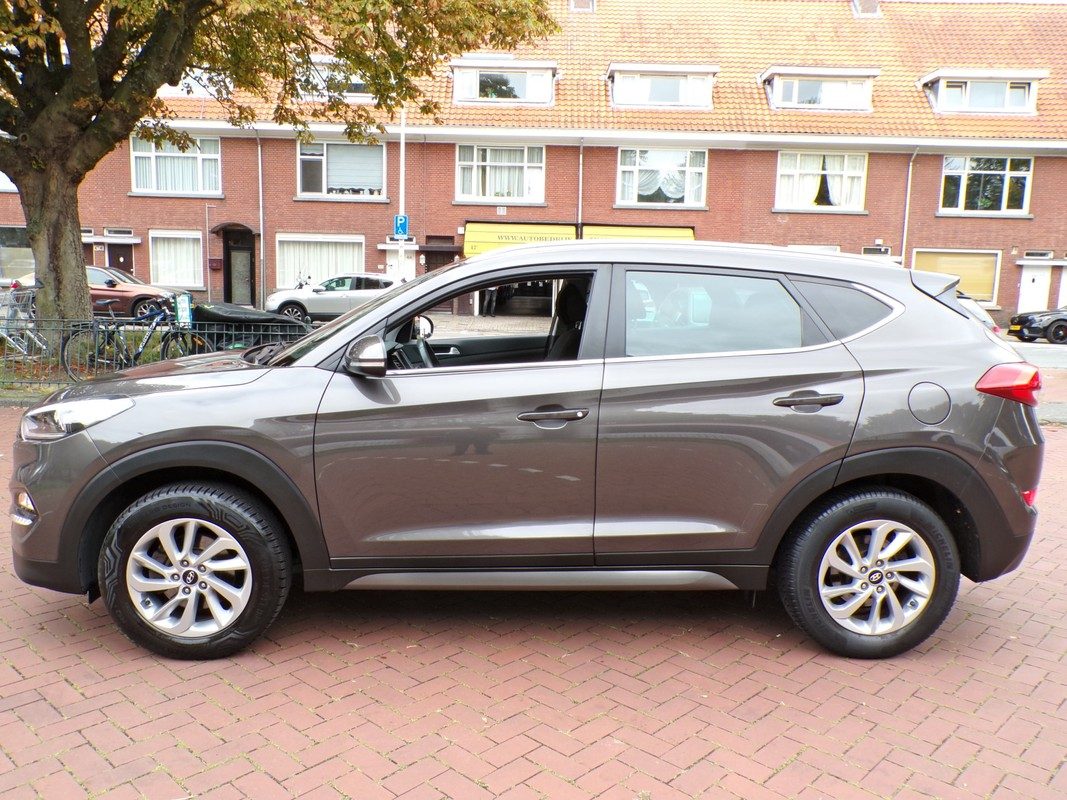 Hyundai Tucson / 2
